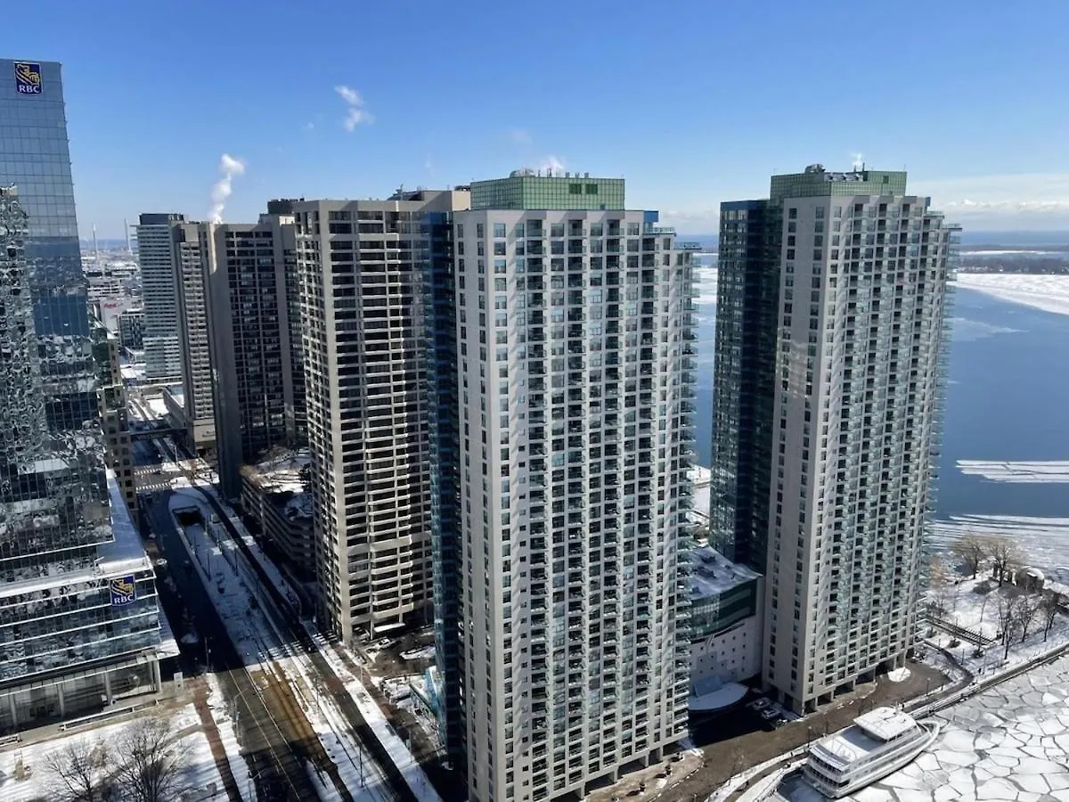 Waterfront Condo 5 Minutes From Rogers Centre Toronto 0*,  Canada